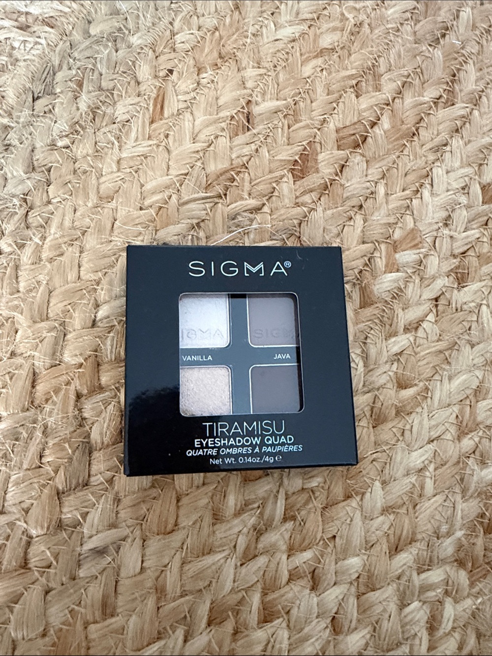 Sigma Beauty Tiramisu Eyeshadow Quad - Vanilla, Taupe, Shimmer, Deep Brown
